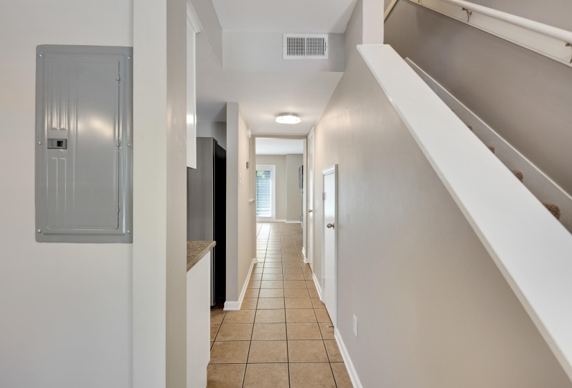 1817 CROSSFLOWER CV, Germantown, Tennessee 38138, 2 Bedrooms Bedrooms, 5 Rooms Rooms,2.1 BathroomsBathrooms,Residential,For Sale,CROSSFLOWER,10223917
