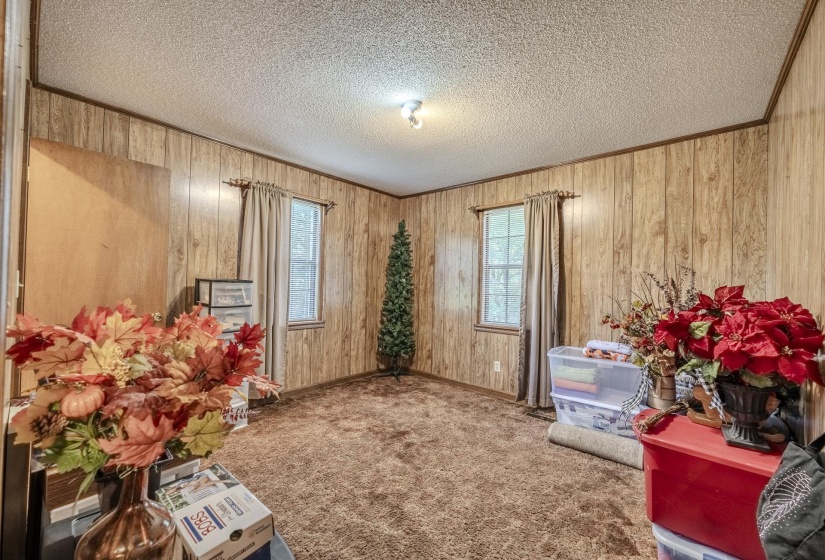 1172 BROOKS RD, Selmer, Tennessee 38375, 3 Bedrooms Bedrooms, 8 Rooms Rooms,1.1 BathroomsBathrooms,Residential,For Sale,BROOKS,10223918