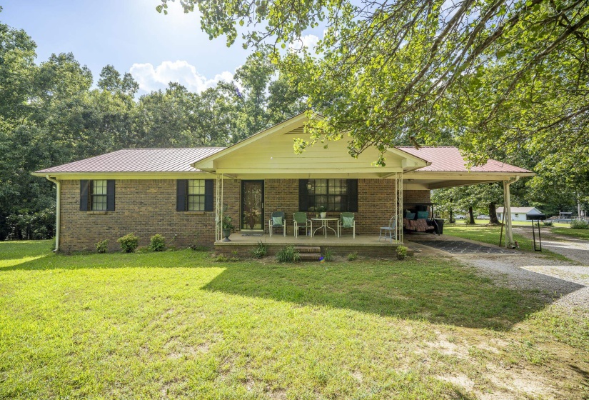 1172 BROOKS RD, Selmer, Tennessee 38375, 3 Bedrooms Bedrooms, 8 Rooms Rooms,1.1 BathroomsBathrooms,Residential,For Sale,BROOKS,10223918