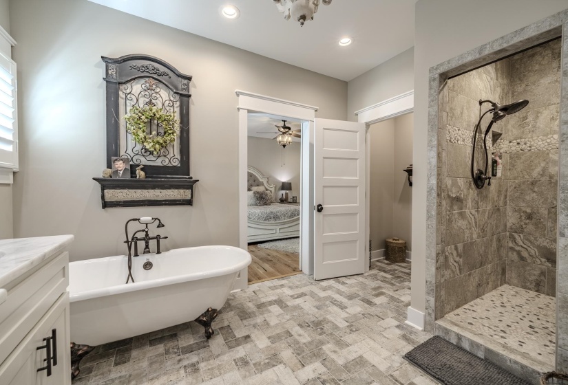 690 BLUE HERON PT, Counce, Tennessee 38326, 6 Bedrooms Bedrooms, 21 Rooms Rooms,4.1 BathroomsBathrooms,Residential,For Sale,BLUE HERON,10223919