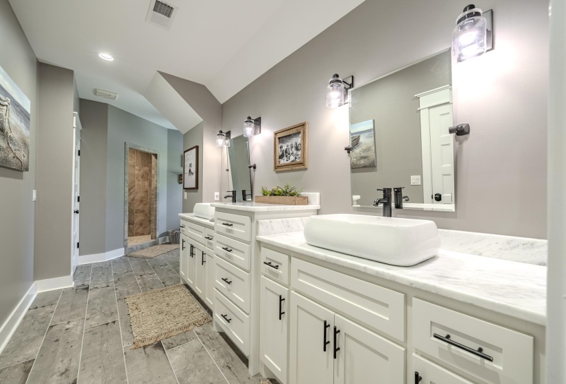 690 BLUE HERON PT, Counce, Tennessee 38326, 6 Bedrooms Bedrooms, 21 Rooms Rooms,4.1 BathroomsBathrooms,Residential,For Sale,BLUE HERON,10223919
