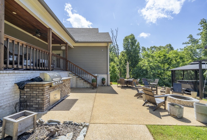 690 BLUE HERON PT, Counce, Tennessee 38326, 6 Bedrooms Bedrooms, 21 Rooms Rooms,4.1 BathroomsBathrooms,Residential,For Sale,BLUE HERON,10223919