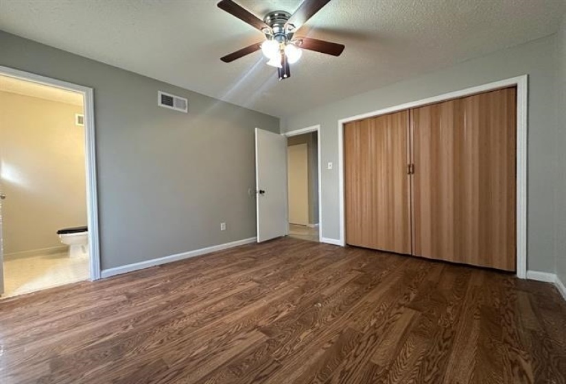5207 BRECKENWOOD DR, Memphis, Tennessee 38127, 3 Bedrooms Bedrooms, 8 Rooms Rooms,1.1 BathroomsBathrooms,Residential,For Sale,BRECKENWOOD,10223921