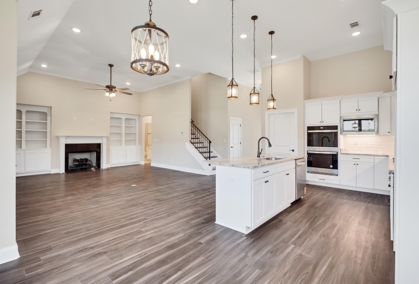 430 MARRIETTA DR, Oakland, Tennessee 38060, 4 Bedrooms Bedrooms, 8 Rooms Rooms,3 BathroomsBathrooms,Residential,For Sale,MARRIETTA,10223923