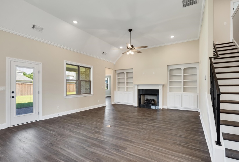 430 MARRIETTA DR, Oakland, Tennessee 38060, 4 Bedrooms Bedrooms, 8 Rooms Rooms,3 BathroomsBathrooms,Residential,For Sale,MARRIETTA,10223923