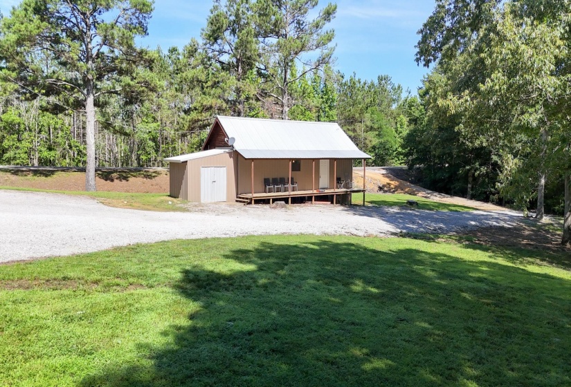2764 STATELINE RD, Iuka, Mississippi 38852, 2 Bedrooms Bedrooms, 5 Rooms Rooms,1 BathroomBathrooms,Residential,For Sale,STATELINE,10223925