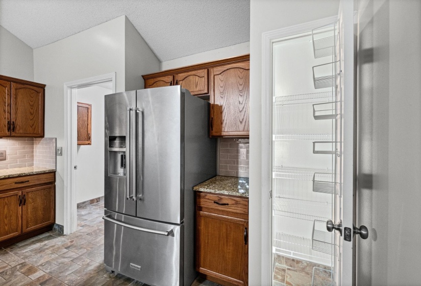 7436 APPLING CLUB CIR, Unincorporated, Tennessee 38016, 2 Bedrooms Bedrooms, 6 Rooms Rooms,2 BathroomsBathrooms,Residential,For Sale,APPLING CLUB,10223930