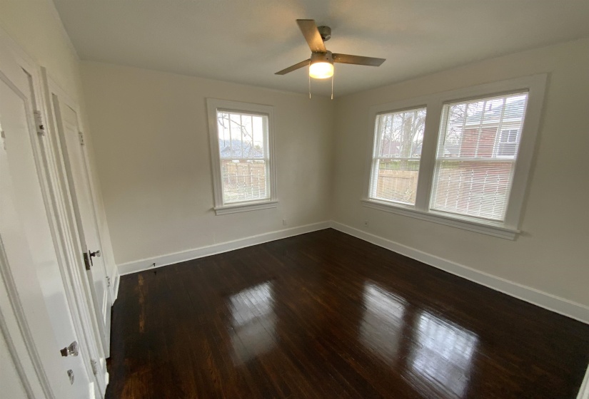 920 AUBURNDALE ST, Memphis, Tennessee 38107, 3 Bedrooms Bedrooms, 7 Rooms Rooms,1 BathroomBathrooms,Rental Properties,For Sale,AUBURNDALE,10223952