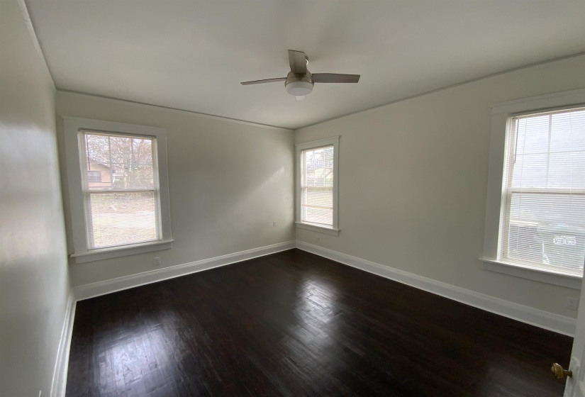 1708 GLENVIEW AVE, Memphis, Tennessee 38106, 3 Bedrooms Bedrooms, 6 Rooms Rooms,2 BathroomsBathrooms,Rental Properties,For Sale,GLENVIEW,10223953
