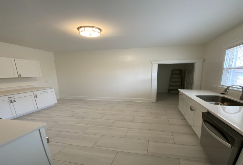 1708 GLENVIEW AVE, Memphis, Tennessee 38106, 3 Bedrooms Bedrooms, 6 Rooms Rooms,2 BathroomsBathrooms,Rental Properties,For Sale,GLENVIEW,10223953
