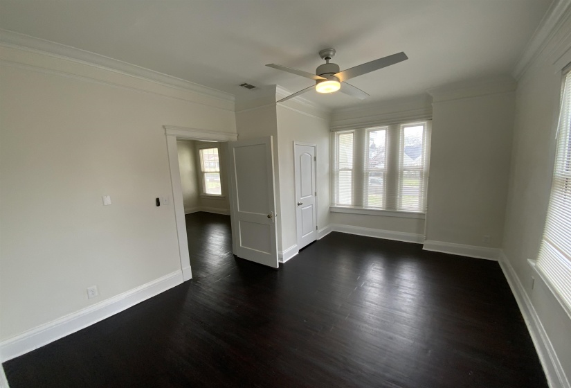 1708 GLENVIEW AVE, Memphis, Tennessee 38106, 3 Bedrooms Bedrooms, 6 Rooms Rooms,2 BathroomsBathrooms,Rental Properties,For Sale,GLENVIEW,10223953