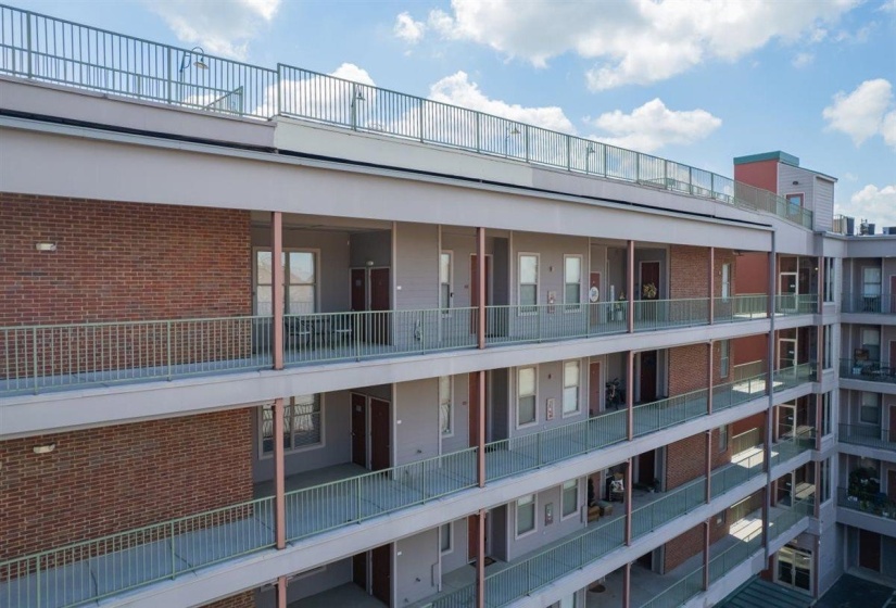 510 CITYHOUSE CT, Memphis, Tennessee 38103, 3 Bedrooms Bedrooms, 6 Rooms Rooms,2.1 BathroomsBathrooms,Residential,For Sale,CITYHOUSE,10223945