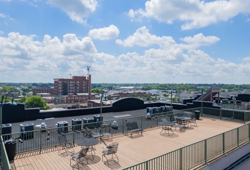 510 CITYHOUSE CT, Memphis, Tennessee 38103, 3 Bedrooms Bedrooms, 6 Rooms Rooms,2.1 BathroomsBathrooms,Residential,For Sale,CITYHOUSE,10223945