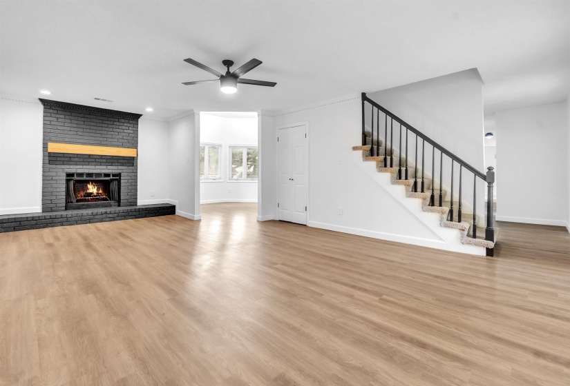 488 REGIS PL, Memphis, Tennessee 38018, 4 Bedroom Bedrooms, 7 Room Rooms,2.1 BathroomBathrooms,Residential,For Sale,REGIS,0,10223949