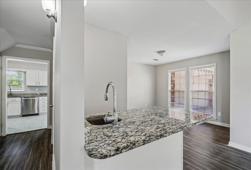 3951 FUN VALLEY DR, Memphis, Tennessee 38125, 4 Bedroom Bedrooms, 7 Room Rooms,2.1 BathroomBathrooms,Residential,For Sale,FUN VALLEY,0,10223950