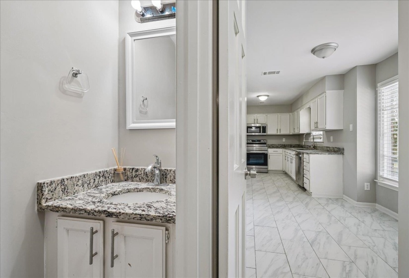 3951 FUN VALLEY DR, Memphis, Tennessee 38125, 4 Bedroom Bedrooms, 7 Room Rooms,2.1 BathroomBathrooms,Residential,For Sale,FUN VALLEY,0,10223950