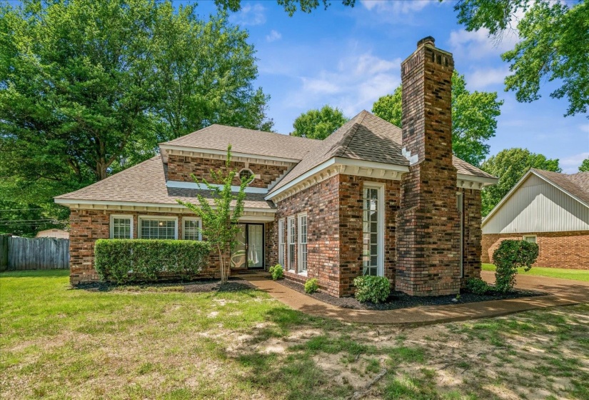 3951 FUN VALLEY DR, Memphis, Tennessee 38125, 4 Bedroom Bedrooms, 7 Room Rooms,2.1 BathroomBathrooms,Residential,For Sale,FUN VALLEY,0,10223950