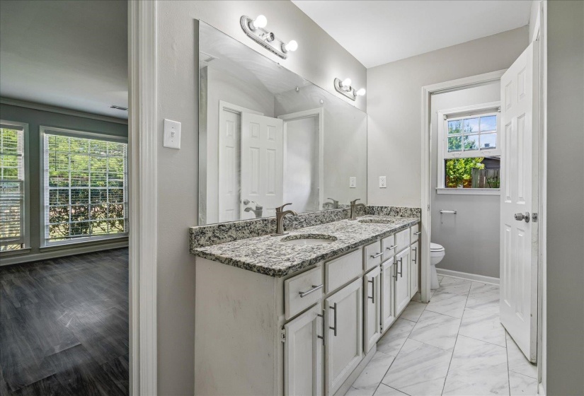 3951 FUN VALLEY DR, Memphis, Tennessee 38125, 4 Bedroom Bedrooms, 7 Room Rooms,2.1 BathroomBathrooms,Residential,For Sale,FUN VALLEY,0,10223950