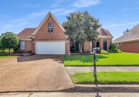 5608 MILLERS GLEN LN, Memphis, Tennessee 38125, 4 Bedrooms Bedrooms, 9 Rooms Rooms,3 BathroomsBathrooms,Residential,For Sale,MILLERS GLEN,10223954 5608 MILLERS GLEN LN, Memphis, Tennessee 38125, 4 Bedrooms Bedrooms, 9 Rooms Rooms,3 BathroomsBathrooms,Residential,For Sale,MILLERS GLEN,10223954