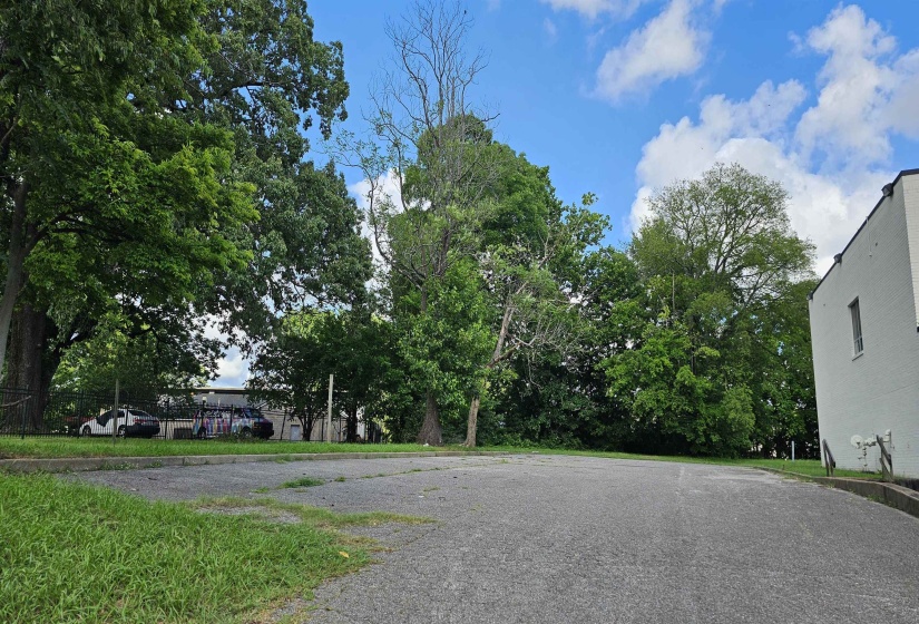 602 LOONEY AVE, Memphis, Tennessee 38107, 0 , 0 ,0,Commercial/industrial,For Sale,LOONEY,0,10223970